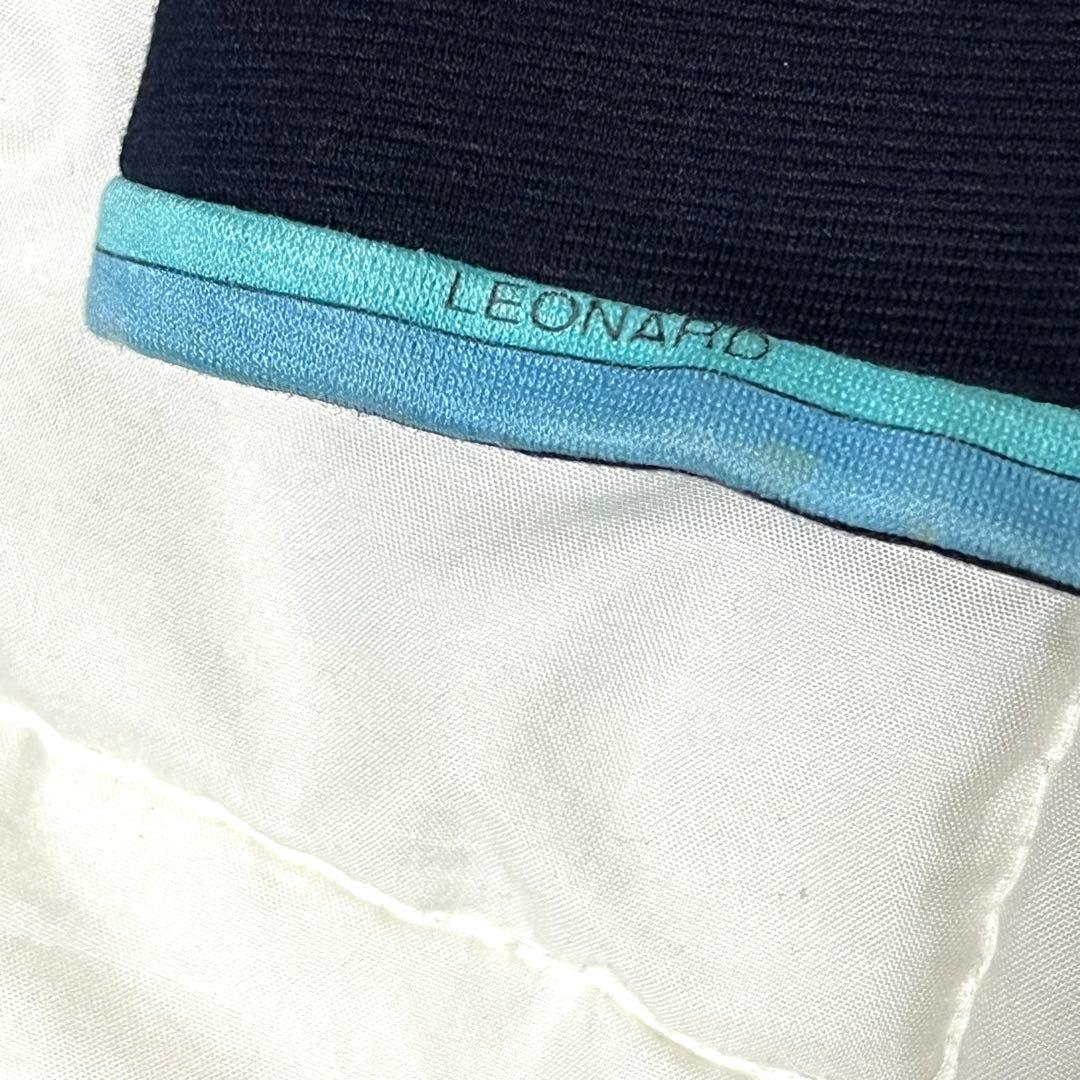 【美品】レオナール　テーラードジャケット　伸縮性　ロゴボタン　2B ネイビー　L