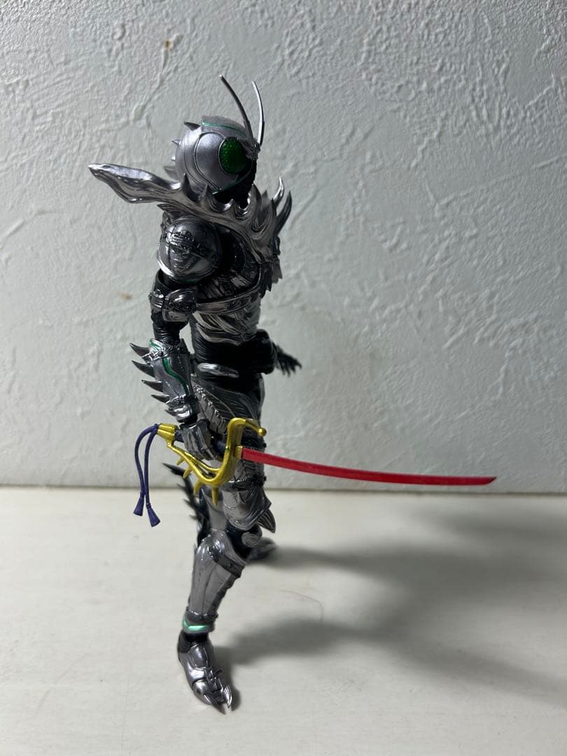 shフィギュアーツ 仮面ライダーシャドウムーン　緑眼ヘッド、ソード特典付き