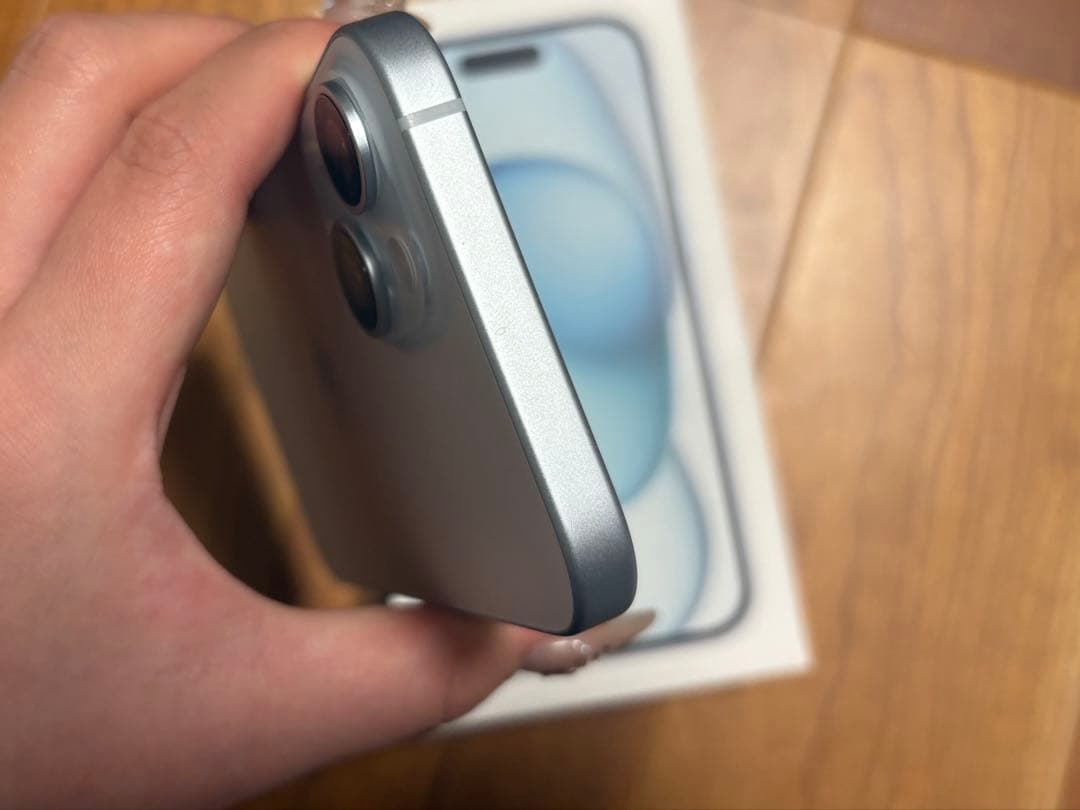 Apple iPhone 15 blue 本体　256GB バッテリー100%