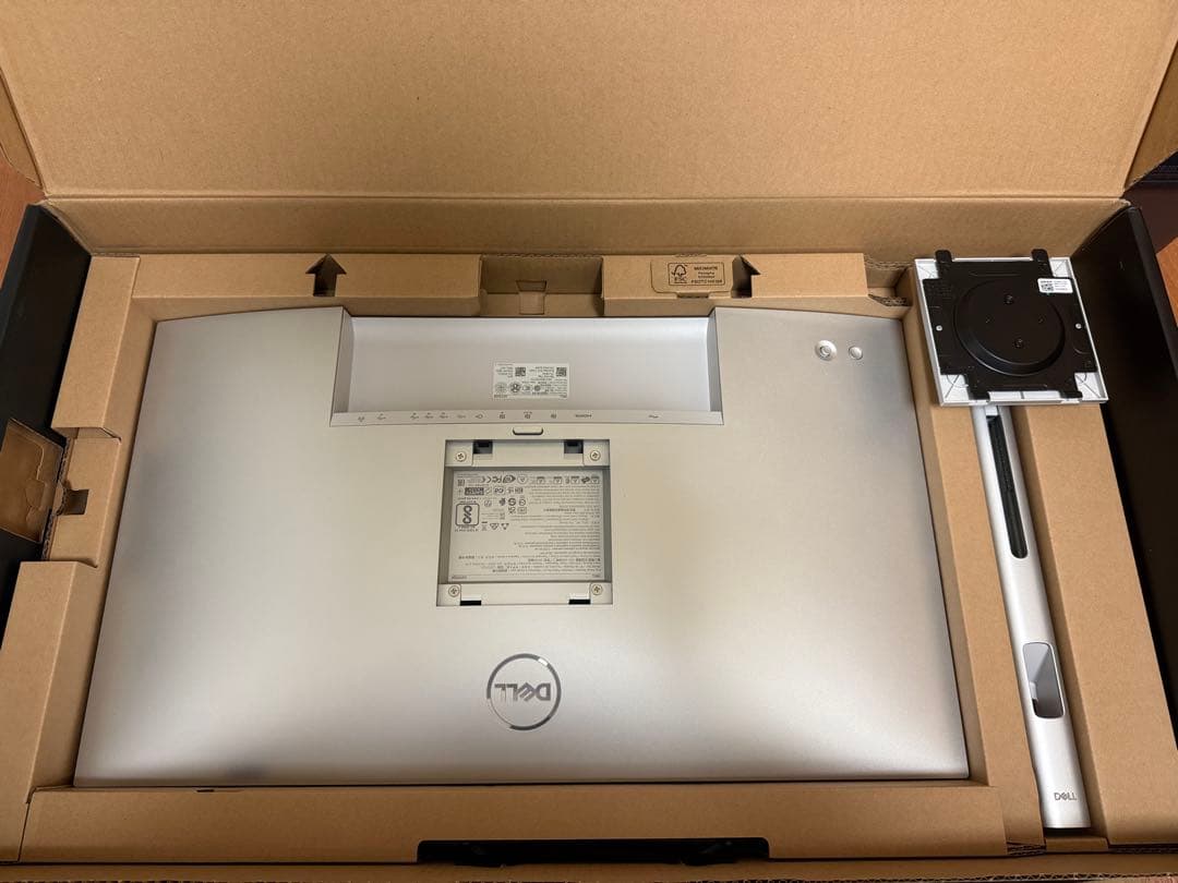 DELL U2723QEモニター