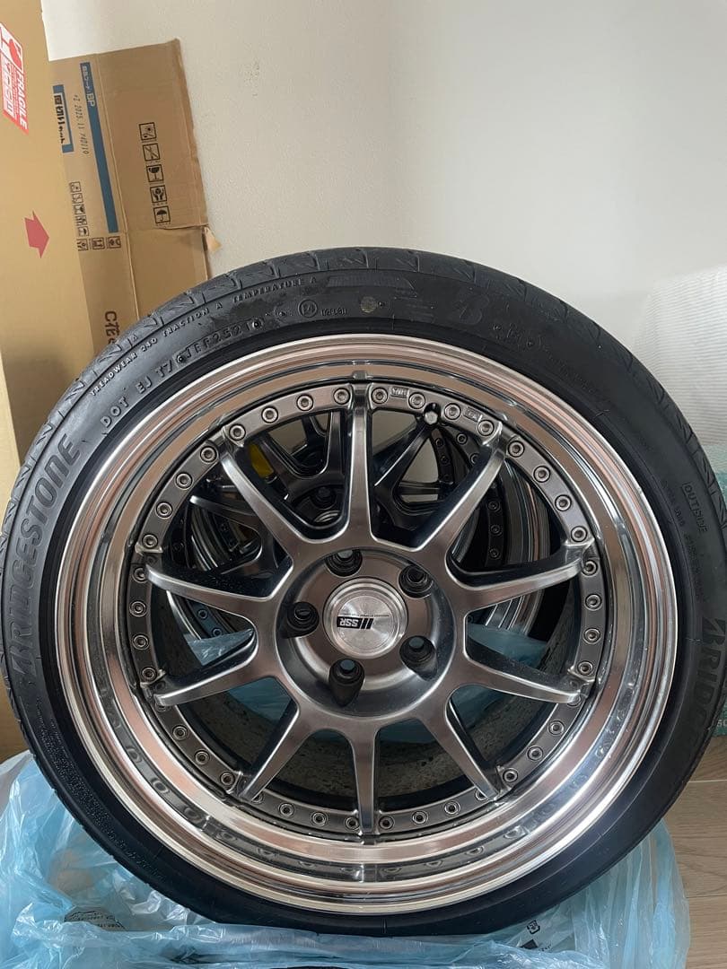 ホイール SSR SP3 廃盤 18インチ