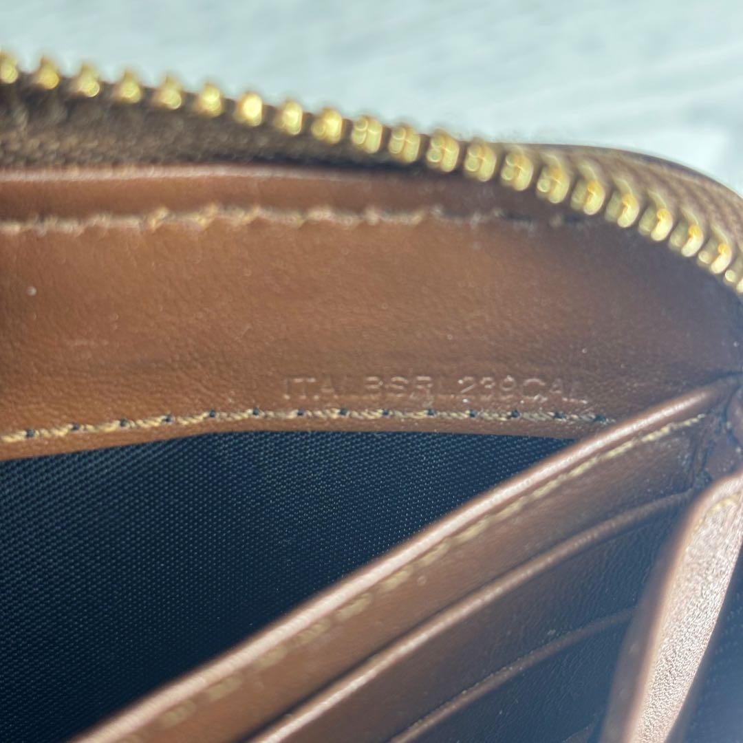 美品　Burberry バーバリー　長財布　ラウンドファスナー　S36