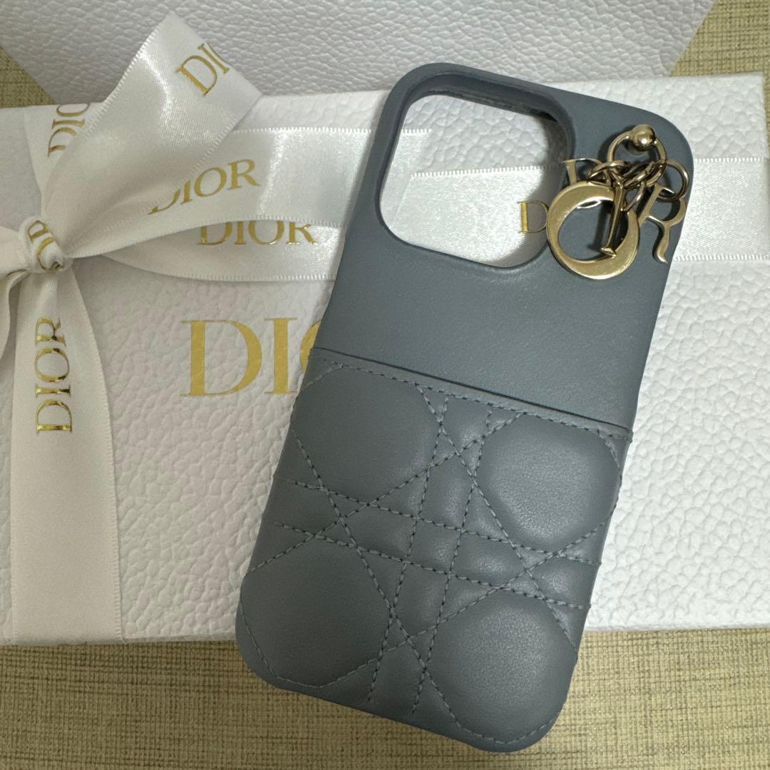 今だけ限定値下げLady Dior iPhone15proケース　本物購入証明有