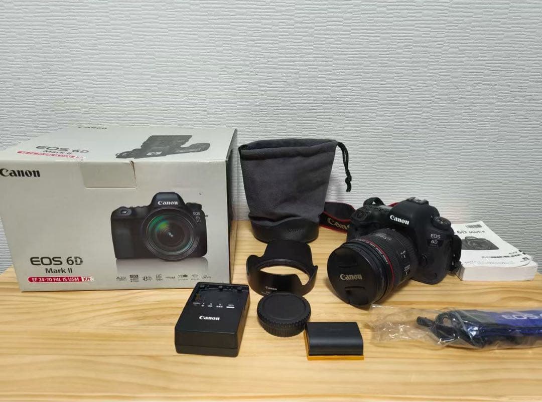 ほぼ新品Canon EOS 6D Mark II 赤ラインレンズ