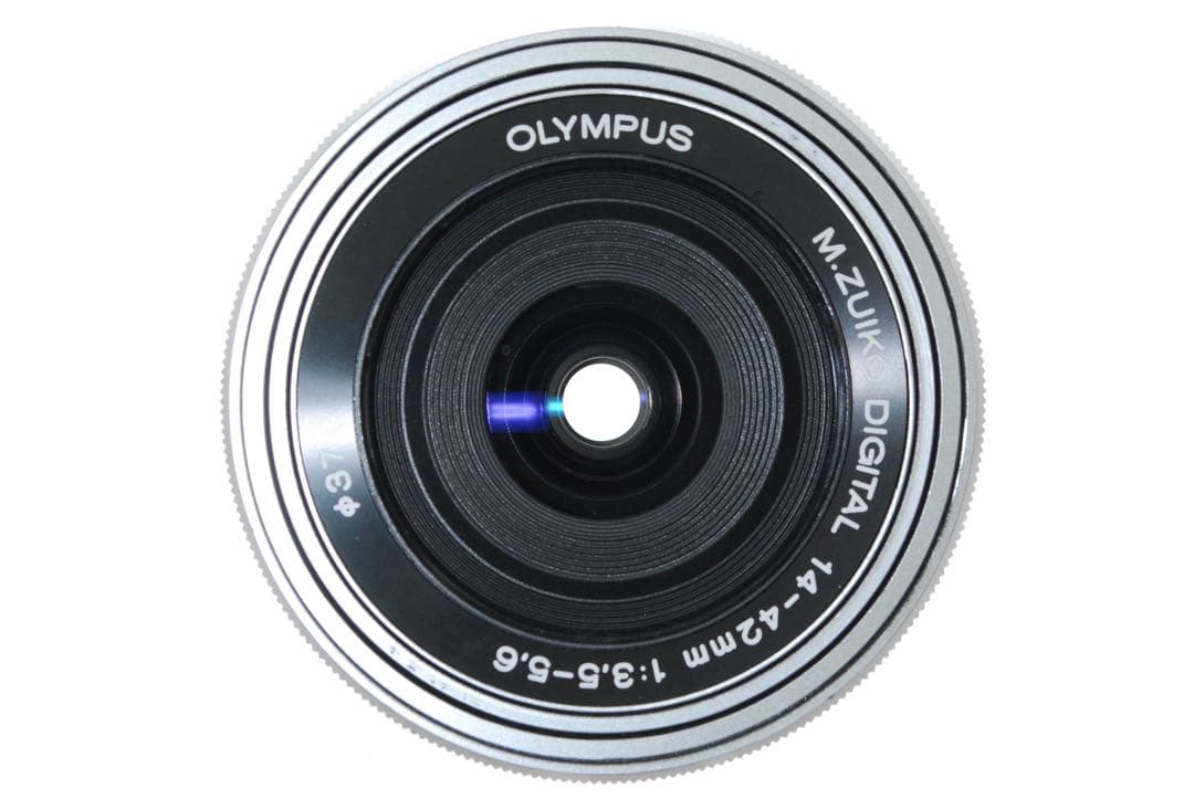 ✨極美品✨オリンパス 標準レンズ 14-42mm EZ❤️超小型軽量電動ズーム！