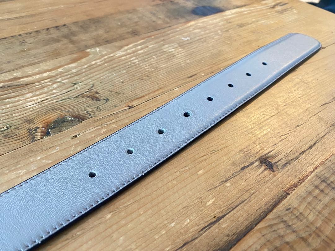 GUCCI グレー レザー ベルト ダブルGロゴ