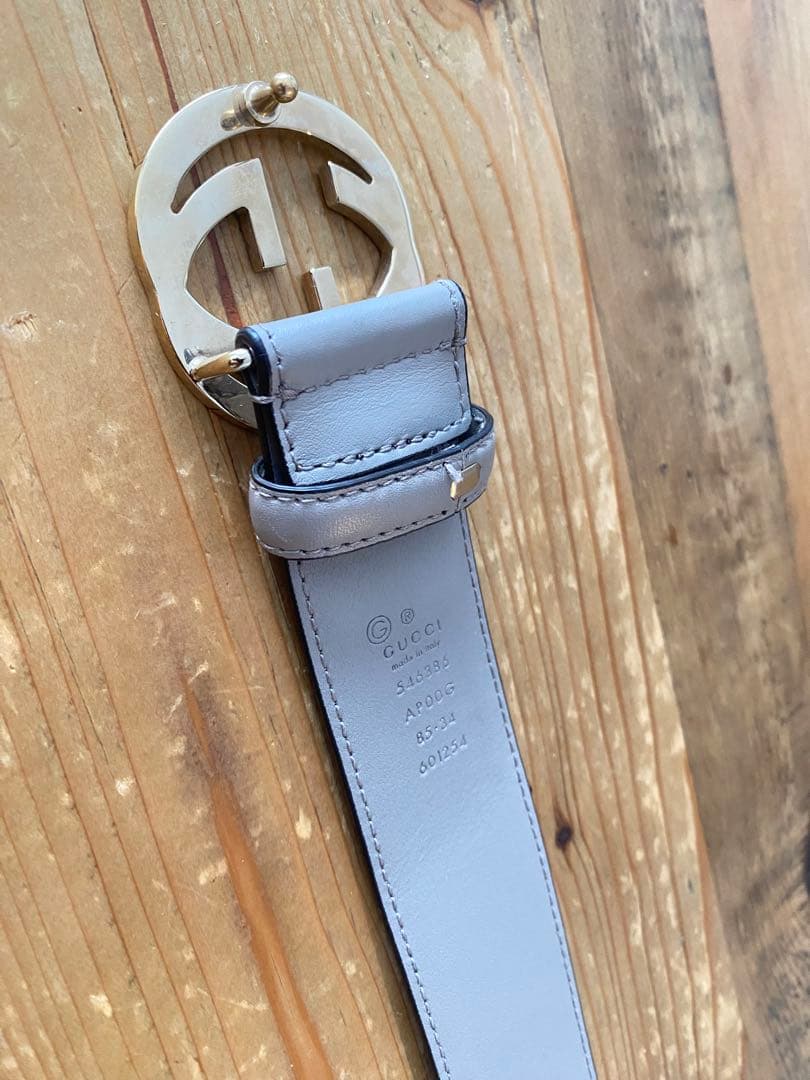 GUCCI グレー レザー ベルト ダブルGロゴ