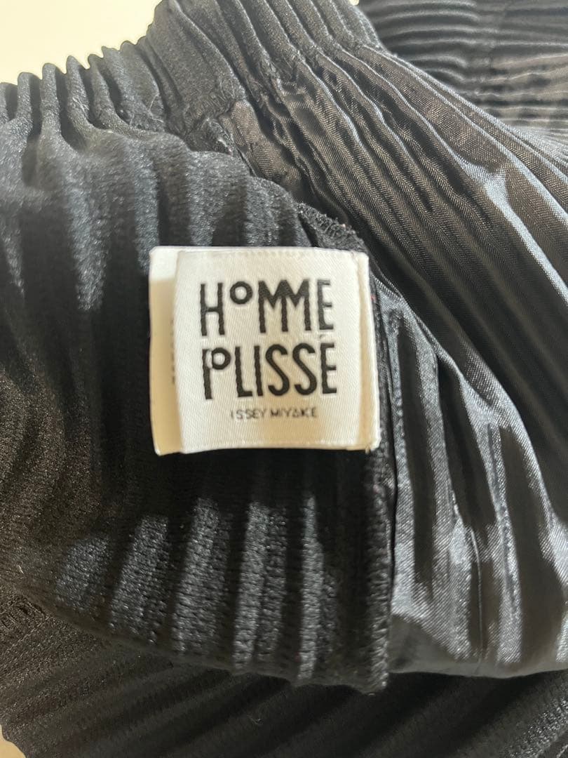 HOMME PLISSÉ ISSEY MIYAKE BASICS BLACK 1