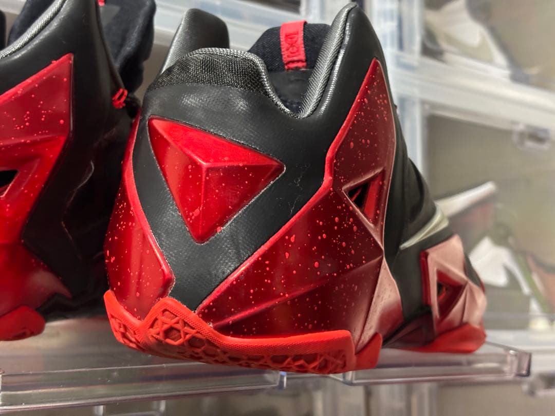 NIKE LeBron 11 アウェイ616175 001 レブロン