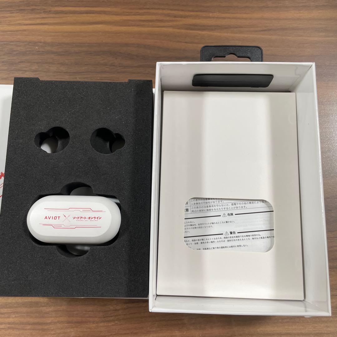 AVIOT ソードアートオンライン　ワイヤレスイヤホン