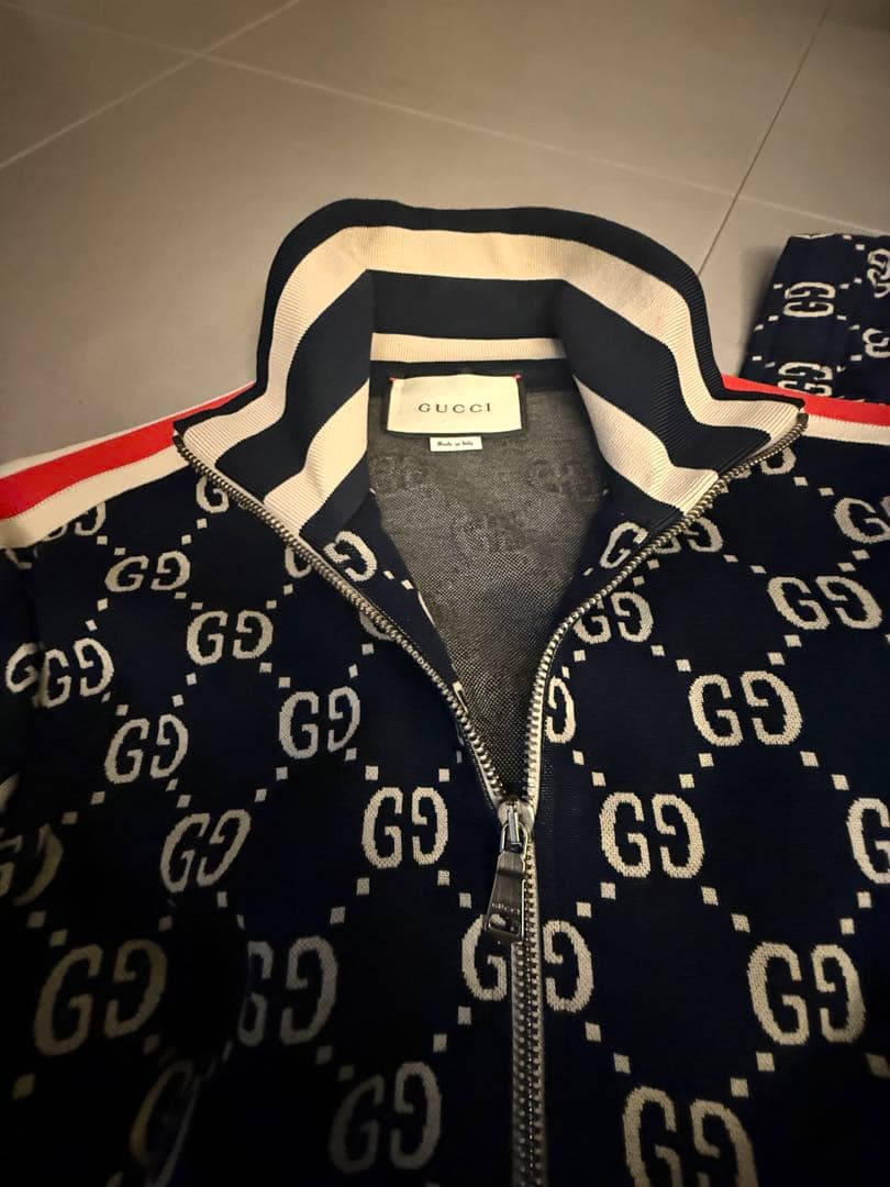 美品グッチセットアップメンズM