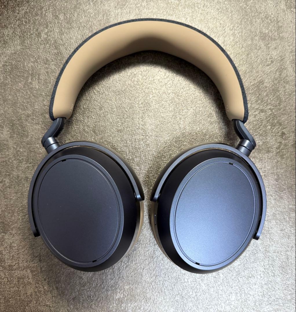 ヘッドホン momentum 4 wireless
