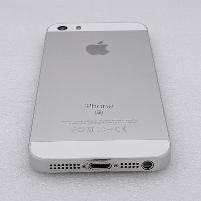 【概ね美品】iPhone SE 64GB SIMフリー シルバー