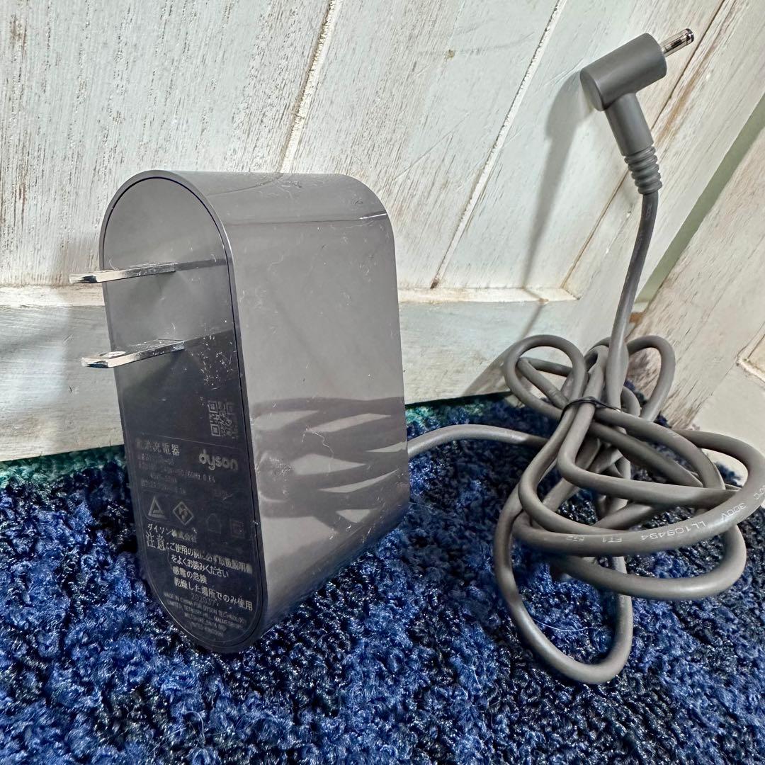 dyson SV18 Digital Slim ダイソン コードレスクリーナー