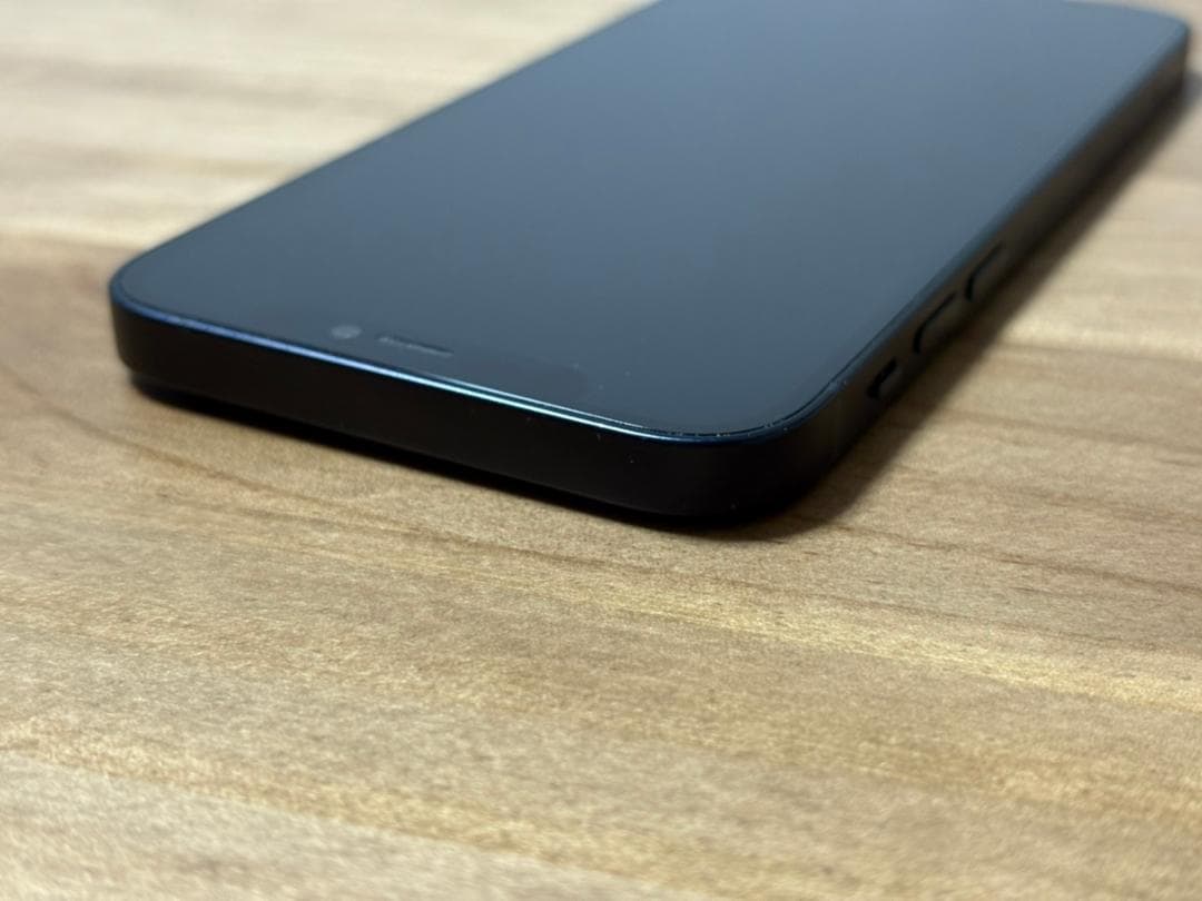 iPhone12 64GB ブラック SIMロックあり 初期化済み 箱、付属品付