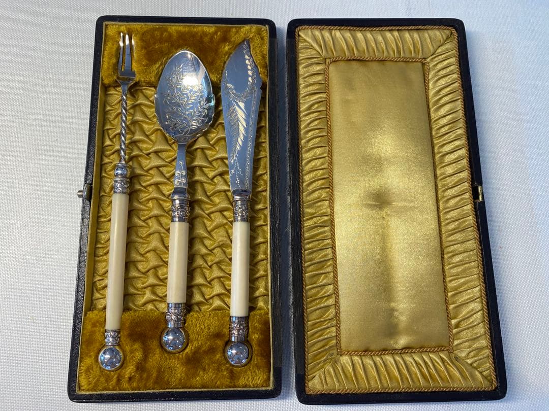 アンティーク　ヨーロッパ カトラリー3点セット