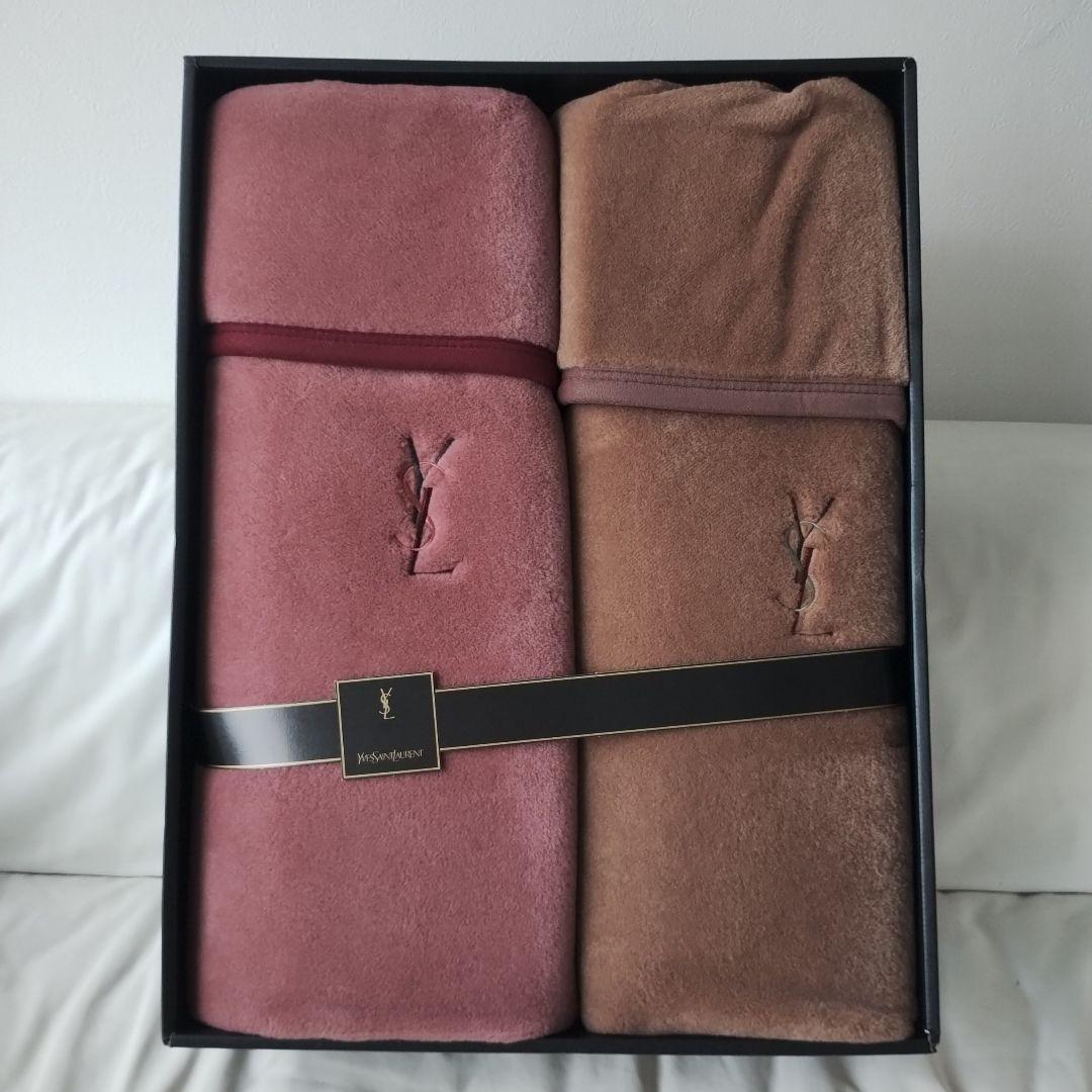 イヴサンローラン　ニューマイヤー　毛布　２枚セット