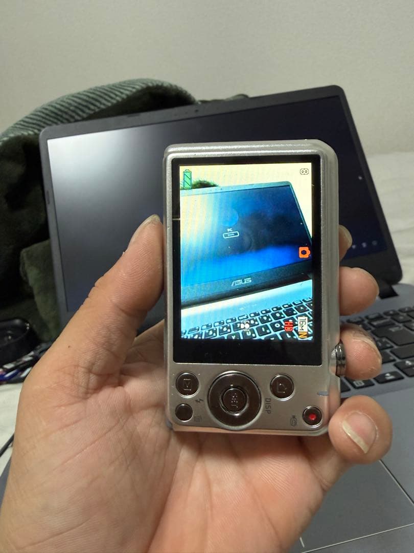 デジタルカメラ CASIO EXILIM EX-Z900