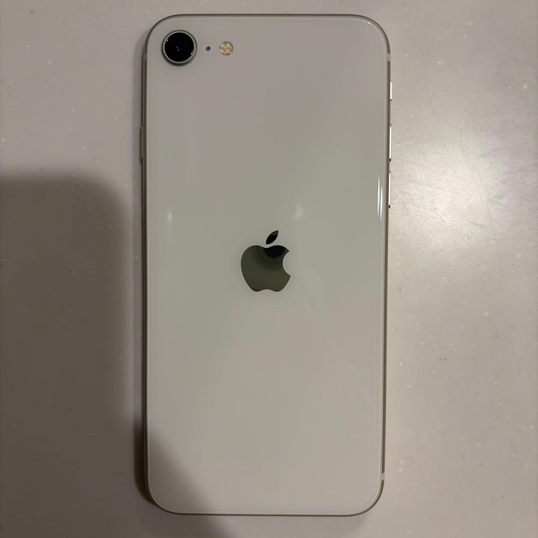iPhone SEホワイト　本体