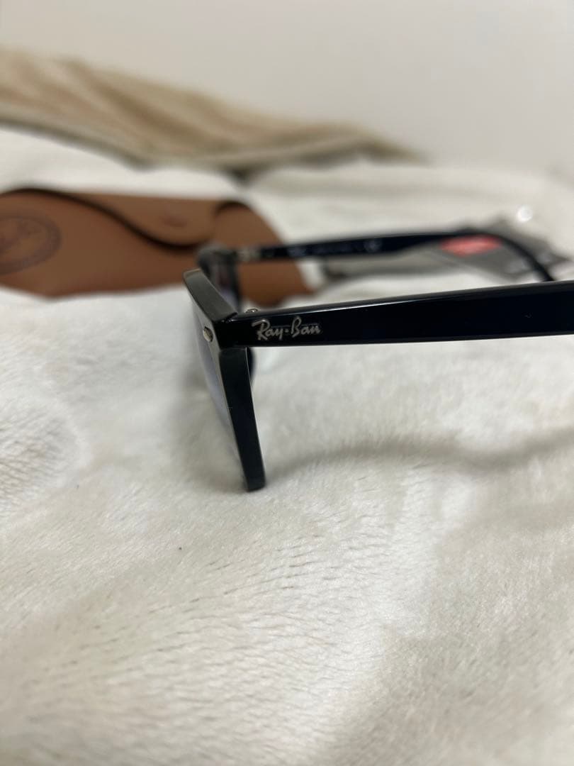 小物 Ray-Ban RB4258-F 601/19