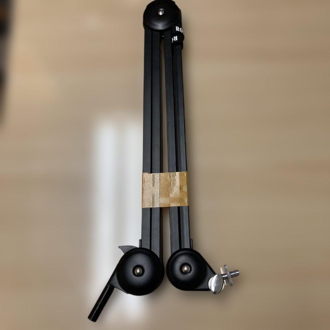 RODE PSA1 4本です。