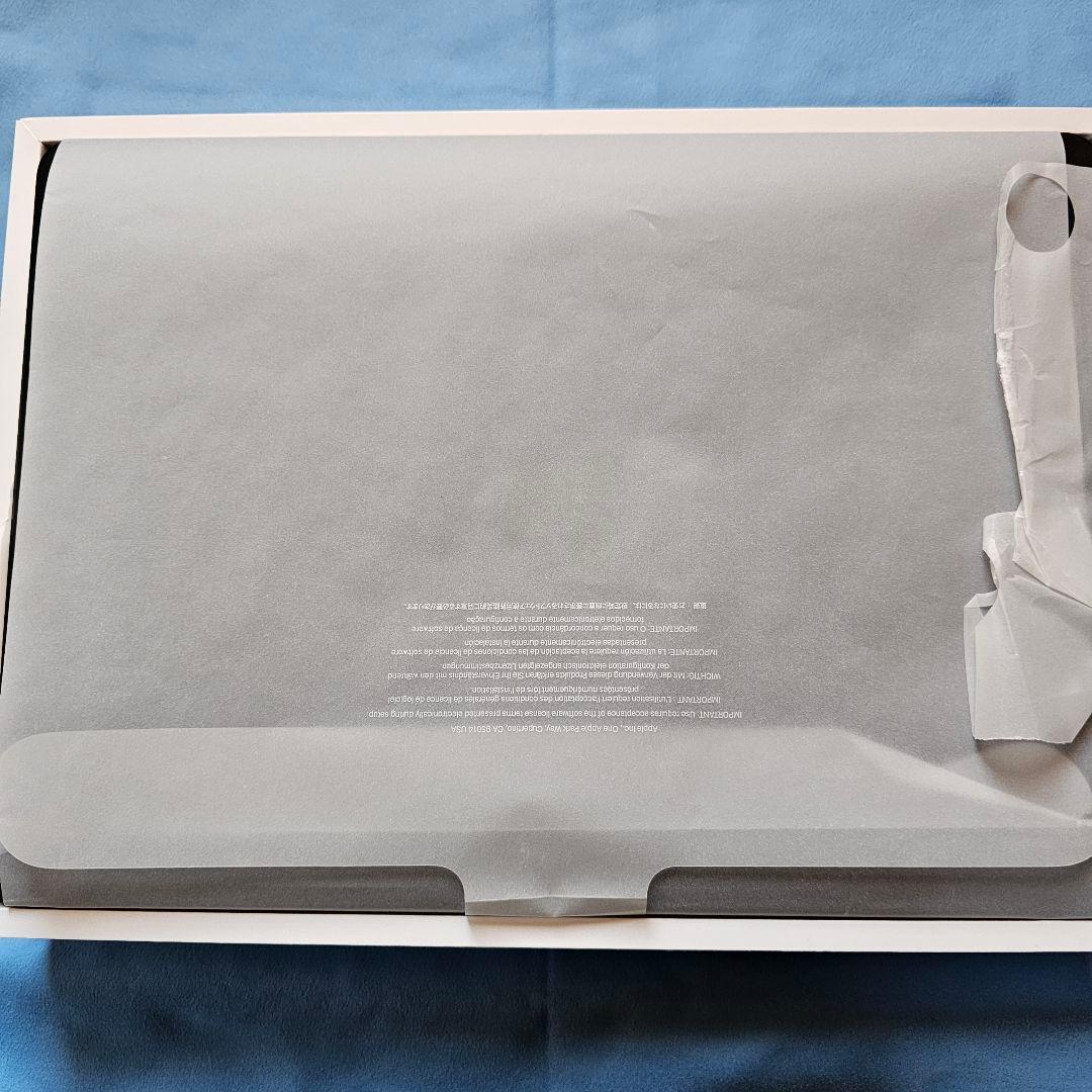 【美品】Apple MacBook Air 13.6インチ M2