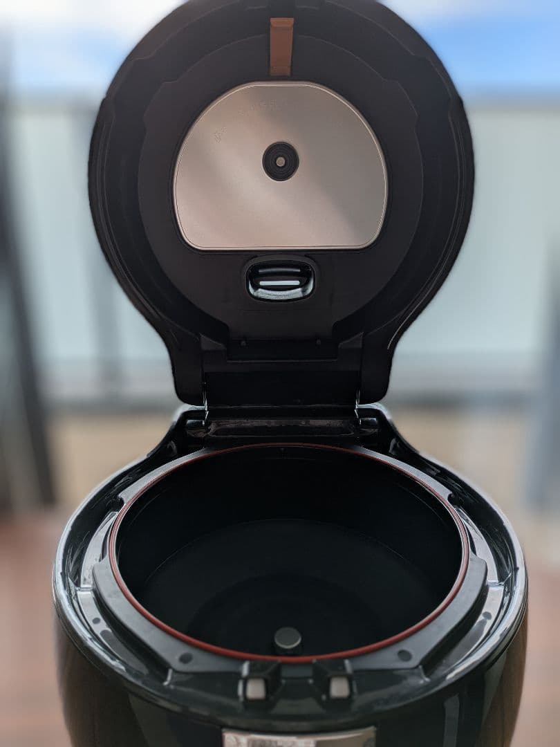 三菱電機 炊飯器 KAMADO NJ-AWB10-B　5.5合／付属品完備