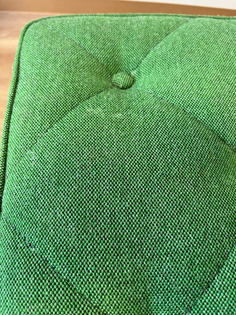 カリモク60 オットマン タープグリーン