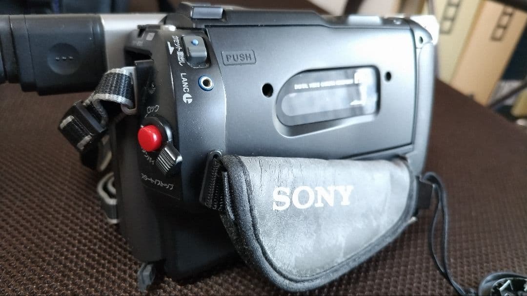 美品 ナイトショット機能SONY DCR-TRV110K デジタルハンディカム