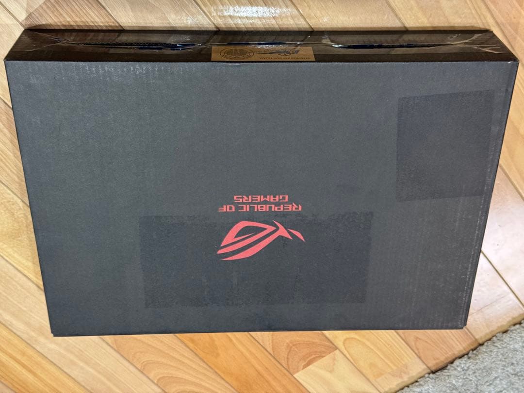 asus ROG XG17AHPE ポータブルゲーミングモニター