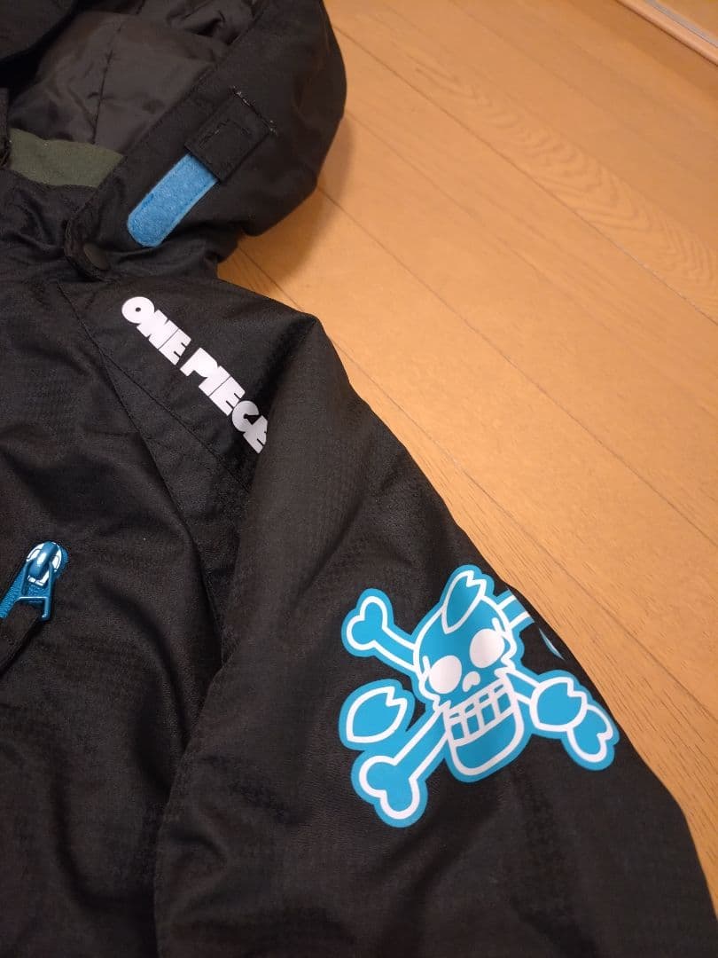 【先着】160cmスキーウェア上下 スノーブーツ グローブ 4点セット