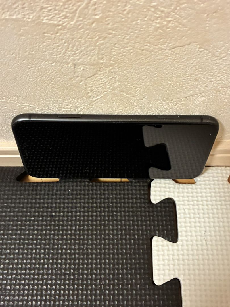 iPhone11 64GB ブラック SIMフリー バッテリー74% 付属品あり