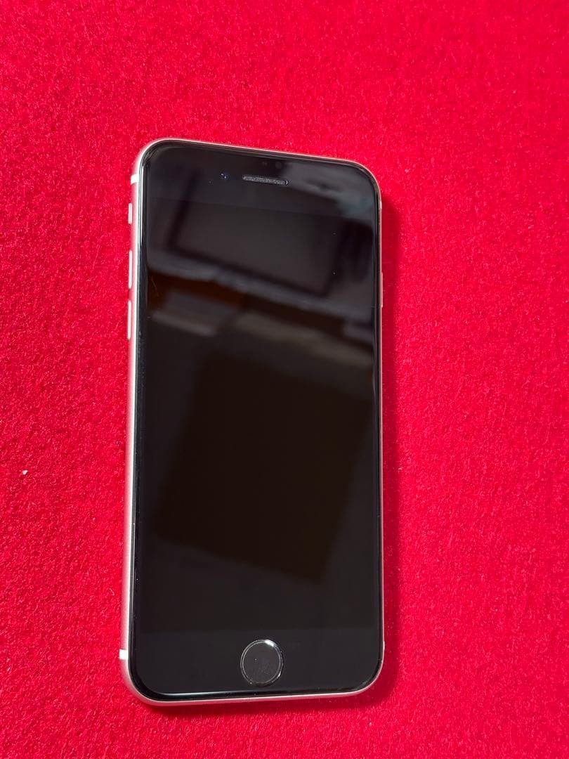 【9787】iPhone SE3第3世代スターライト 64GB simフリー