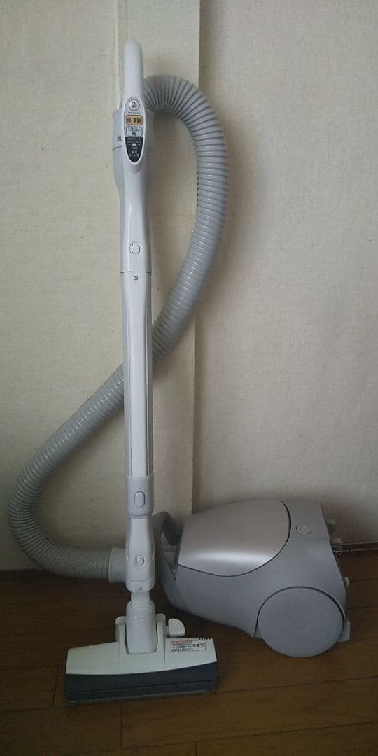 21年製、軽量型❗パナソニック、紙パック式掃除機(パワーノズル)