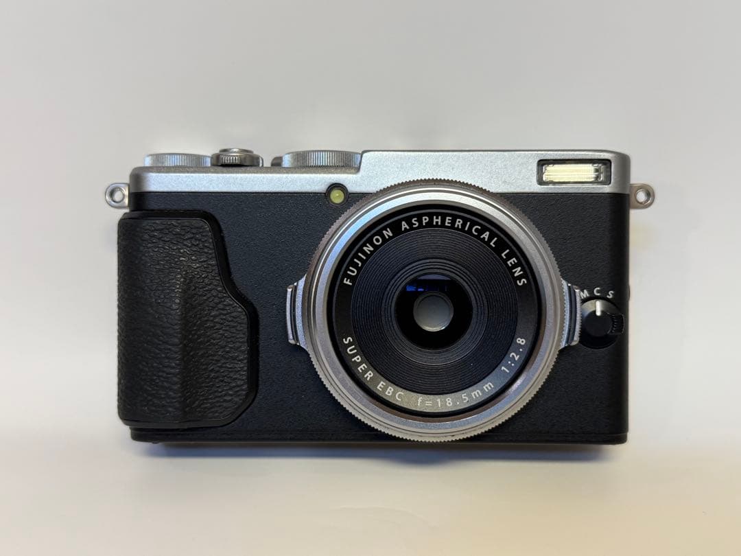 富士フィルムx70