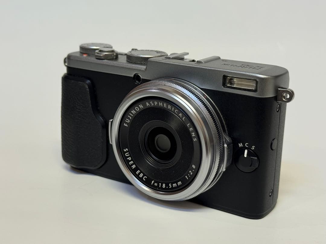 富士フィルムx70