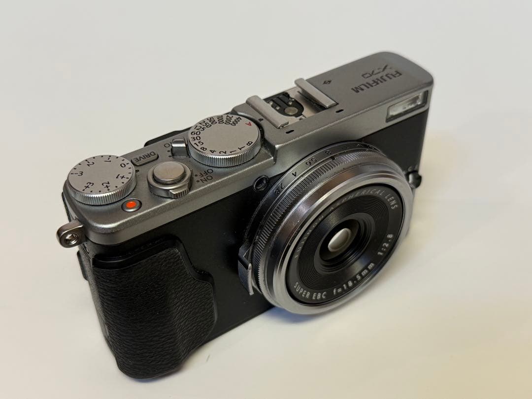 富士フィルムx70