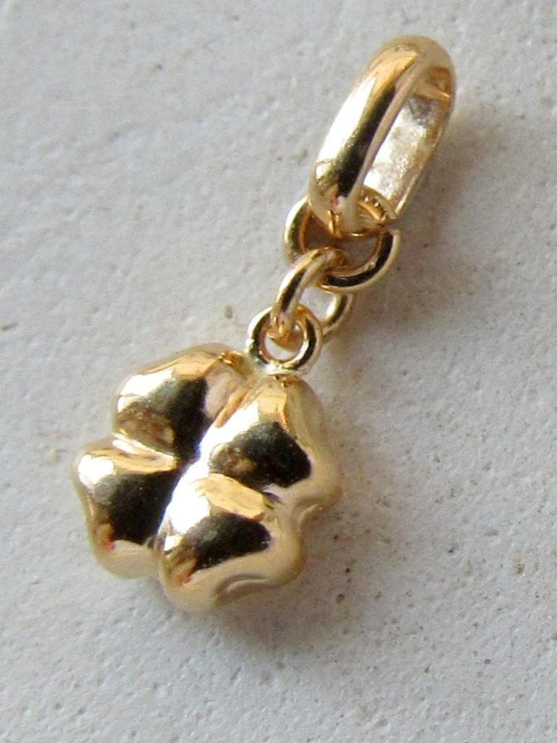 18K ネックレストップ クローバー ゴールド 四つ葉 刻印あり 純正 開運