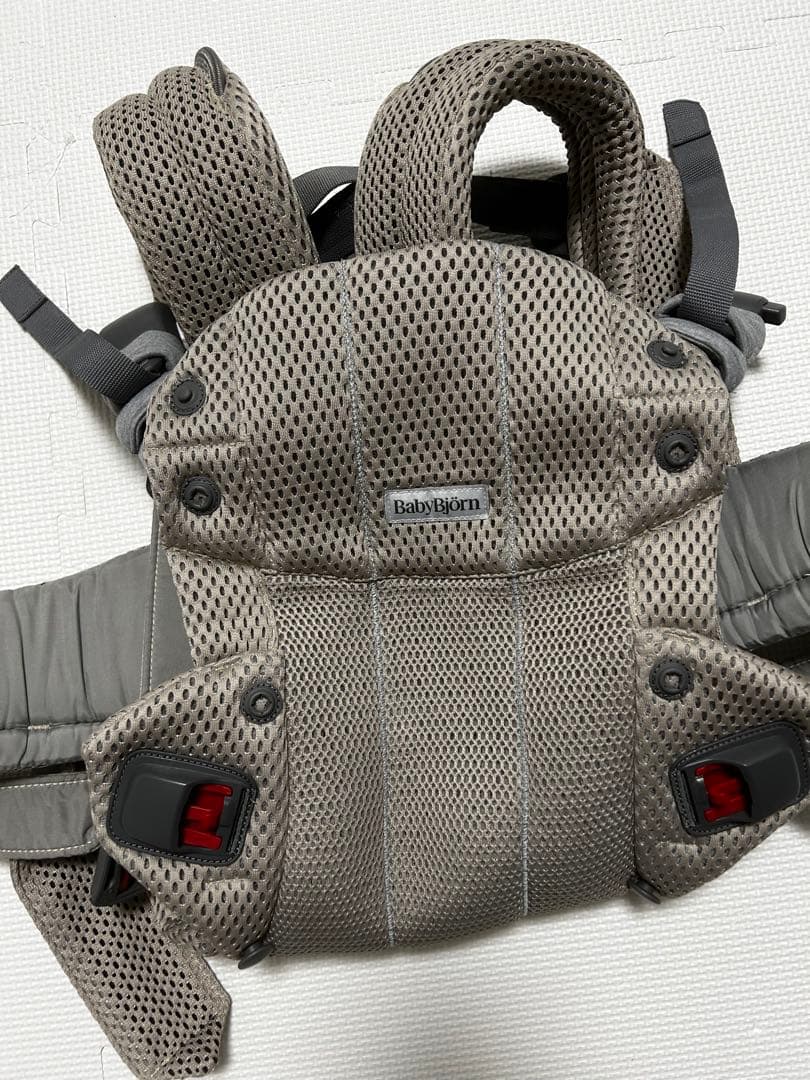 ベビービョルン　ベビーキャリア　ハーモニー　グレーベージュ