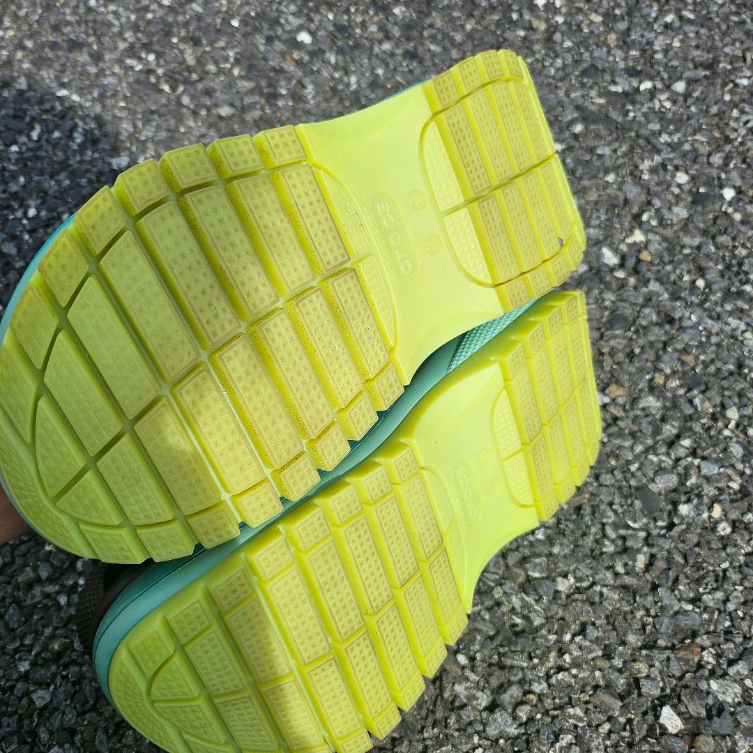 crocs　メガクラッシュ　厚底サンダル