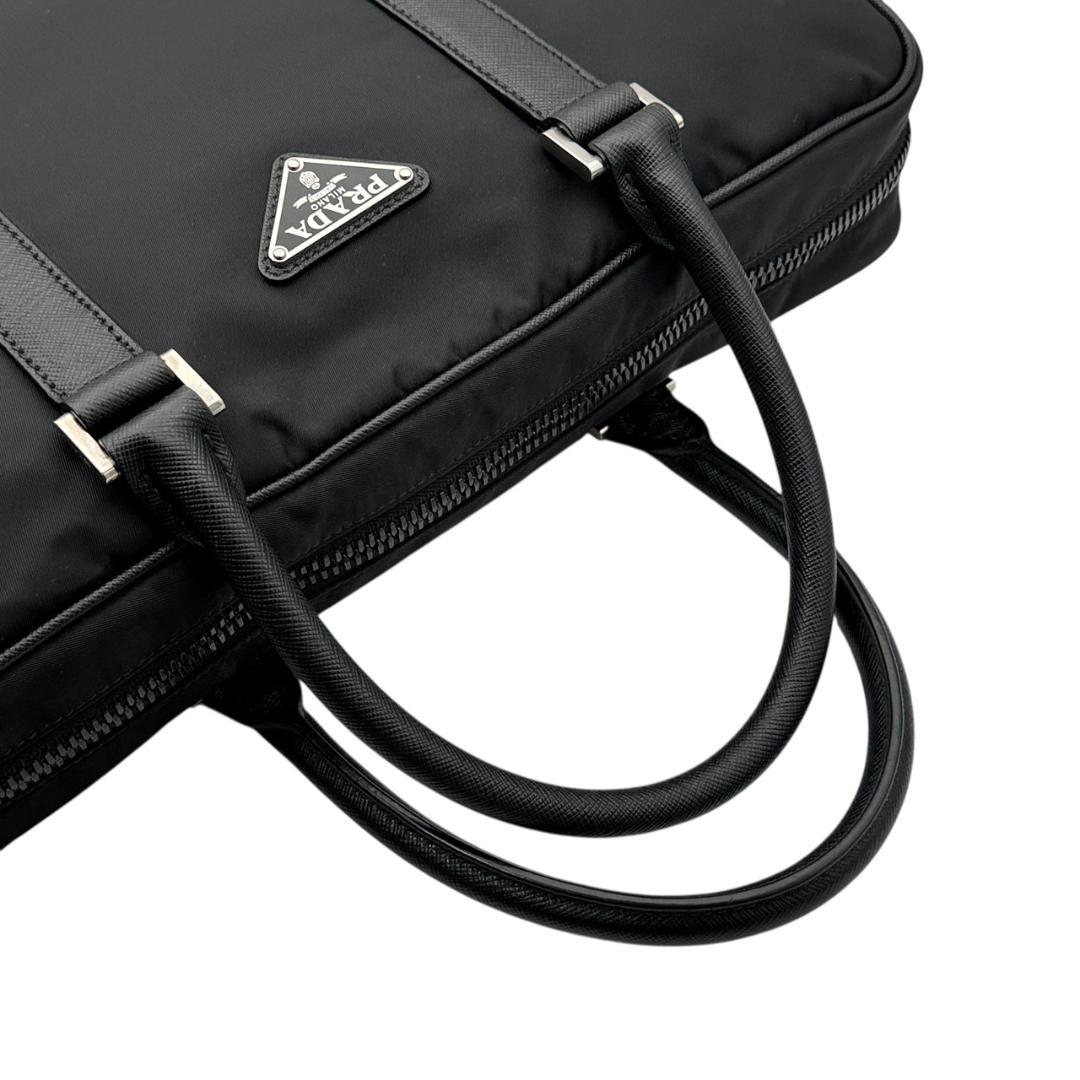 【近年モデル・極美品】プラダ 2VE871 ビジネスバッグ ブリーフケース 黒