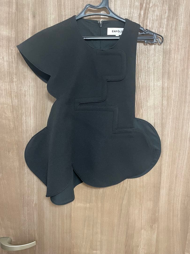 ENFOLD アシンメトリーブラックベスト 38