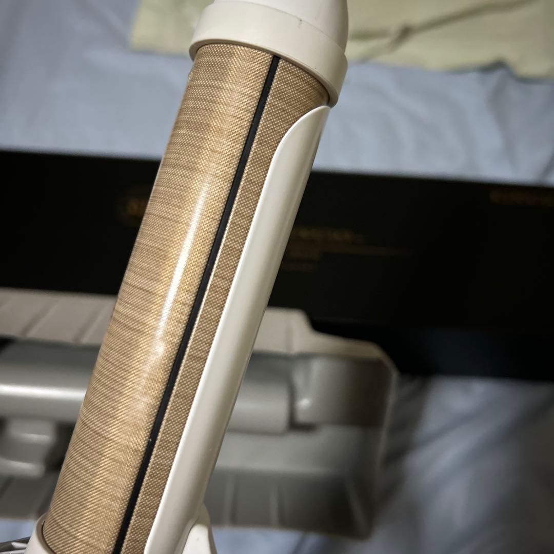 絹女〜KINUJO〜カールアイロン 32mm ホワイト