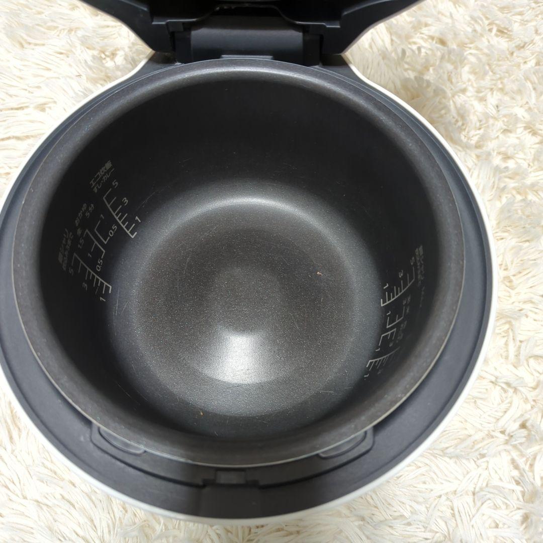 Panasonic　炊飯器　SR-NB102 2022年製　圧力　IH ジャー