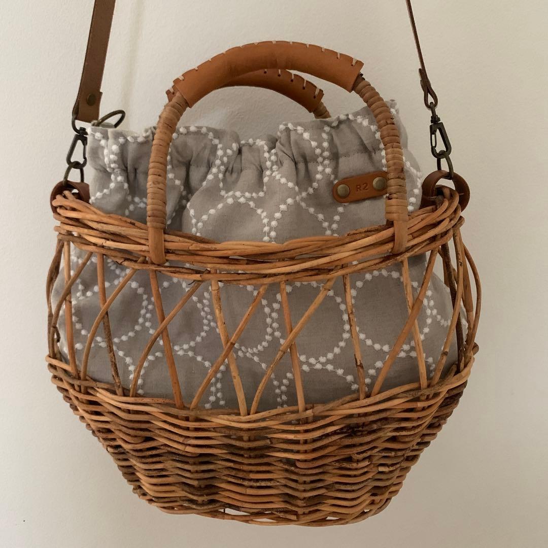 そらっち　ハンドメイド　作家様　ミナポルホネン　カゴバッグ　タンバリン