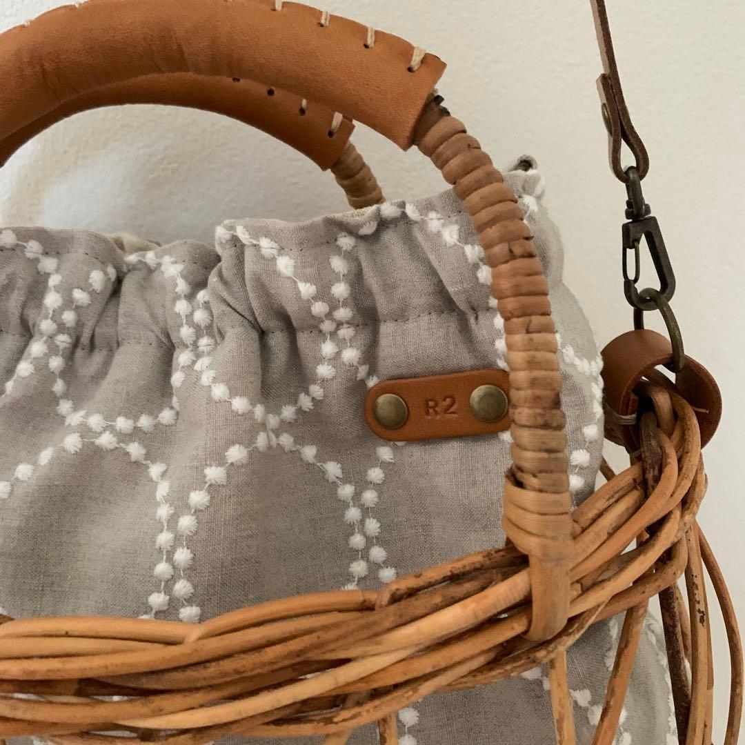 そらっち　ハンドメイド　作家様　ミナポルホネン　カゴバッグ　タンバリン