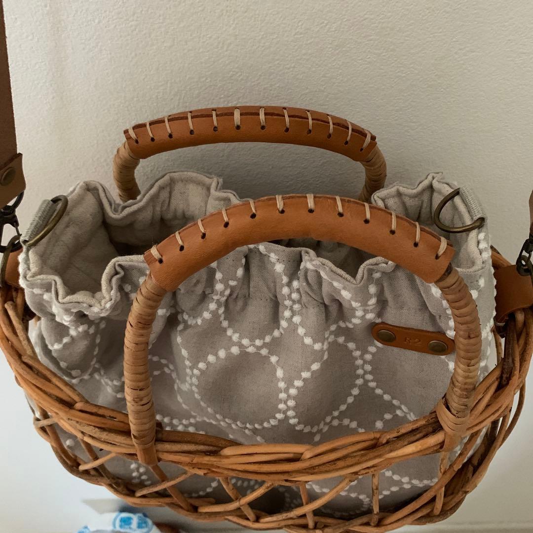 そらっち　ハンドメイド　作家様　ミナポルホネン　カゴバッグ　タンバリン