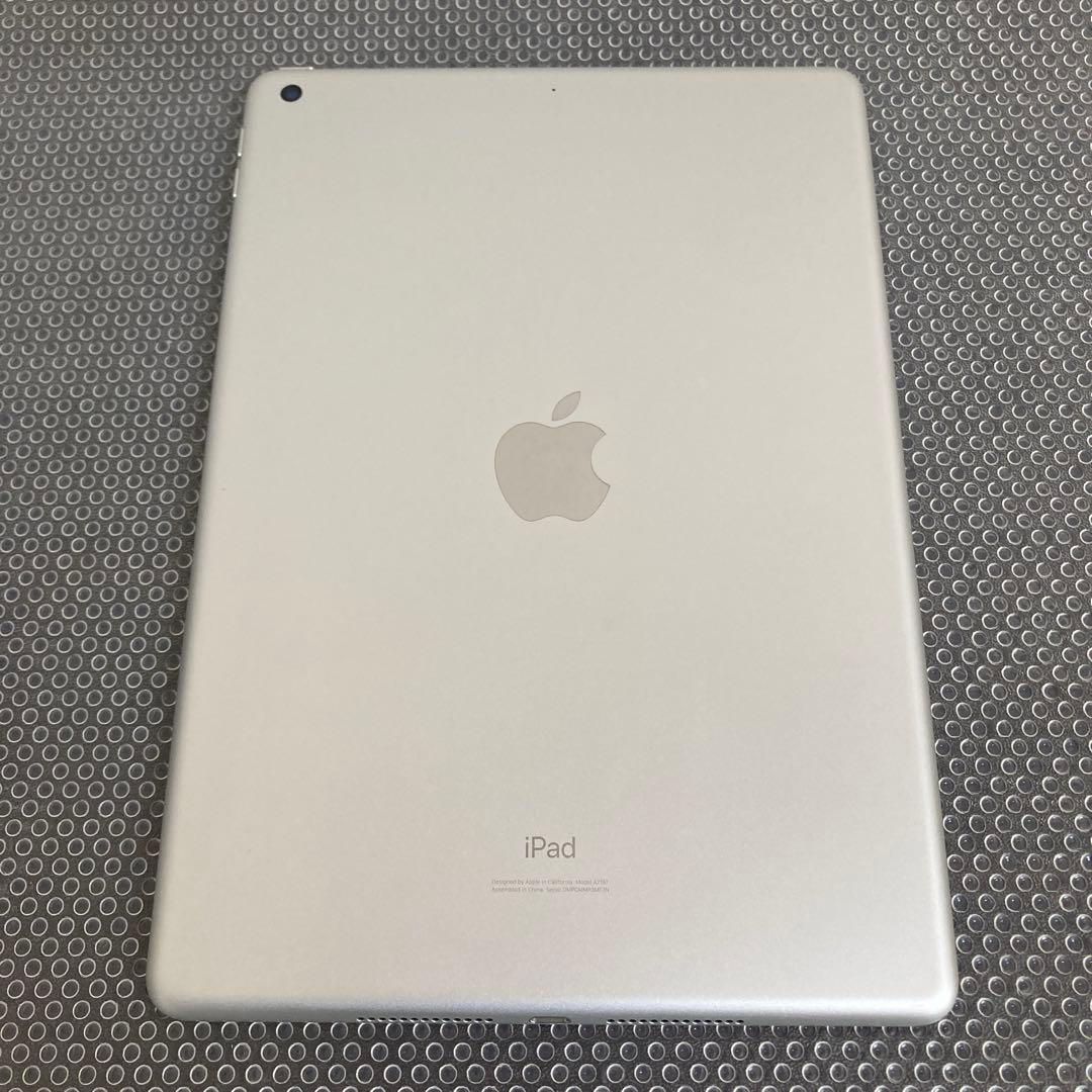 1096 美品☆電池ほぼ新品☆iPad7 第7世代 32GB WIFIモデル☆