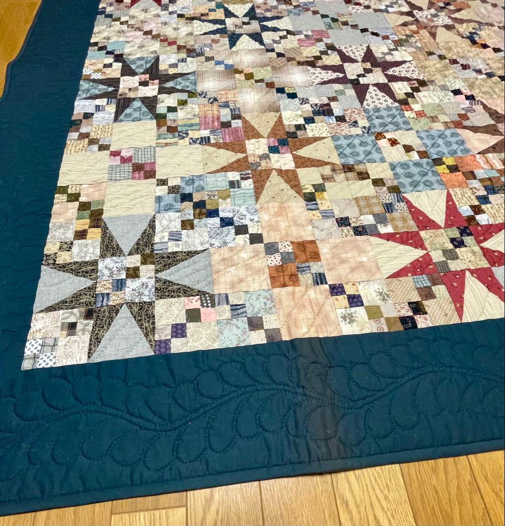 パッチワークキルト　タペストリー　スター&スクエア