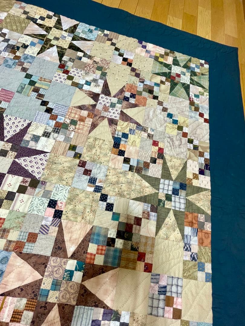 パッチワークキルト　タペストリー　スター&スクエア
